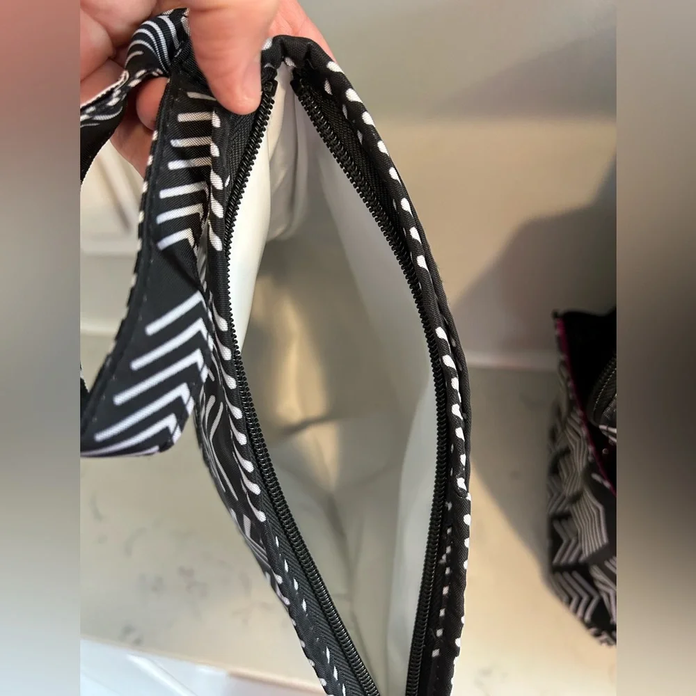 Sarah Wells pumping backpack set - Picture 8 of 10